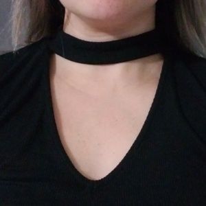 Black v neck collar top